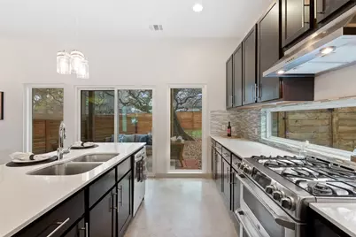 2805 Sol Wilson Avenue #B, Austin, TX 78702 - Photo 8