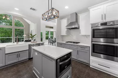 2508 Lipizzan Drive, Austin, TX 78732 - Photo 12