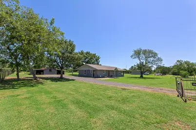 3363 Fm 713, Lockhart, TX 78644 - Photo 4