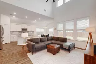 404 Mante Ct, Austin, TX 78748 - Photo 2