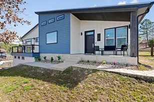 209 Kipahulu Dr, Bastrop, TX 78602 - Photo 2