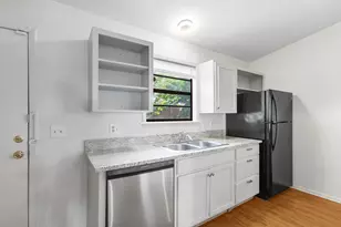1604 Mill St, San Marcos, TX 78666 - Photo 6