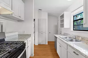 1604 Mill St, San Marcos, TX 78666 - Photo 12