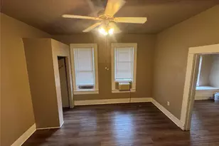 730 Carolina St, San Antonio, TX 78210 - Photo 2