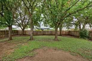 119 Stephen Ln, Georgetown, TX 78626 - Photo 2