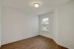 261 New Bridge Dr, Kyle, TX 78640 - Photo 20