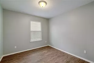 261 New Bridge Dr, Kyle, TX 78640 - Photo 18