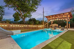 6911 Langston Dr, Austin, TX 78723 - Photo 34