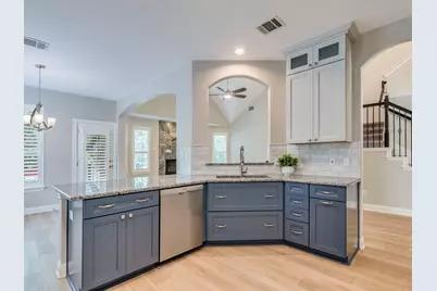 321 Calistoga Court, Austin, TX 78732 - Photo 12