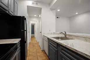 2217 W San Gabriel St, Austin, TX 78705 - Photo 12