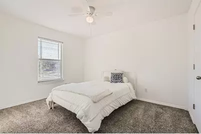 338 Liberty Street, Hutto, TX 78634 - Photo 20