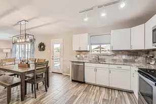 338 Liberty St, Hutto, TX 78634 - Photo 6