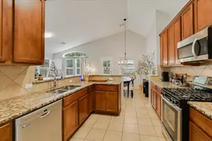 14017 Boquillas Canyon Dr, Austin, TX 78717 - Photo 10