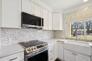 2906 Post River Rd, Cedar Park, TX 78613 - Photo 16