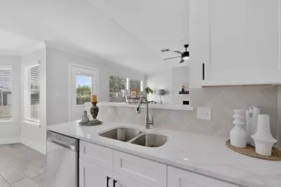 101 Rock Chalk Court, Round Rock, TX 78664 - Photo 8