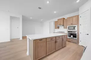 207 Bishop Wood Rd, Dripping Springs, TX 78620 - Photo 6