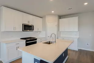 632 Wild Spur Ln, Liberty Hill, TX 78642 - Photo 8