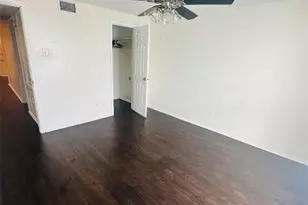 2401 Leon St, Austin, TX 78705 - Photo 16