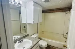 2401 Leon St, Austin, TX 78705 - Photo 18