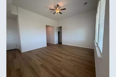 201 Divisadero Drive, Hutto, TX 78634 - Photo 8