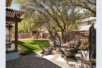 12516 Uvalde Creek Drive, Austin, TX 78732 - Photo 30