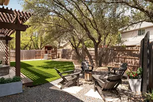 12516 Uvalde Creek Dr, Austin, TX 78732 - Photo 30