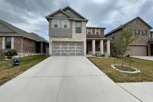 541 Ayinger Ln, Austin, TX 78728 - Photo 2