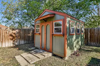 10104 Woodland Village Drive, Austin, TX 78750 - Photo 22