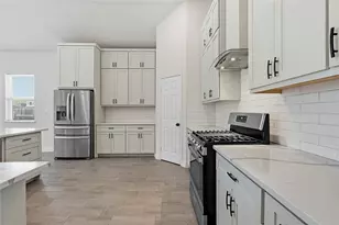112 Margarita Dr, Dale, TX 78616 - Photo 4