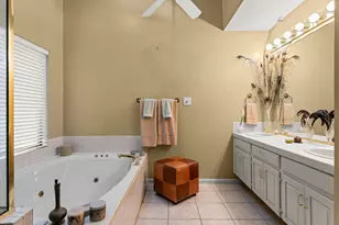 1136 Challenger, Lakeway, TX 78734 - Photo 20
