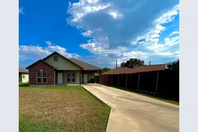 1295 Harper Trail, Lockhart, TX 78644 - Photo 4