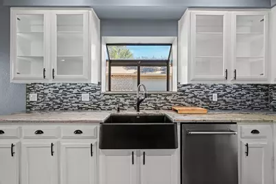 128 Mockingbird Lane, Georgetown, TX 78633 - Photo 6