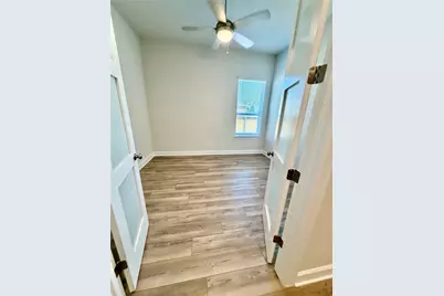 211 Darley Oak Drive, Dripping Springs, TX 78620 - Photo 12
