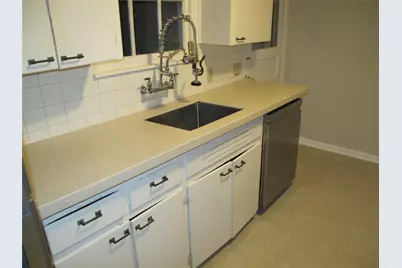 7 Scott Crescent, Austin, TX 78703 - Photo 4