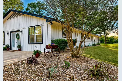 890 Highway 21 E, Bastrop, TX 78602 - Photo 22
