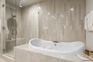 800 W 5th St, Austin, TX 78703 - Photo 24