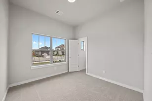 115 Mandeville Dr, Hutto, TX 78634 - Photo 18