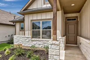 115 Mandeville Dr, Hutto, TX 78634 - Photo 4