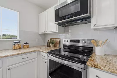 181 Kristen Drive, Kyle, TX 78640 - Photo 12