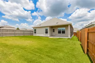 202 Cibolo Creek Loop, Bastrop, TX 78602 - Photo 32
