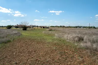 200 Stonehouse Drive, Liberty Hill, TX 78642 - Photo 26