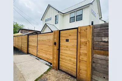 2104 E 2nd Street #2, Austin, TX 78702 - Photo 26