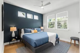 2104 E 2nd St, Austin, TX 78702 - Photo 10