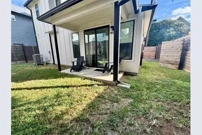 2104 E 2nd Street #2, Austin, TX 78702 - Photo 20