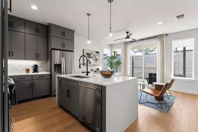 2104 E 2nd Street #2, Austin, TX 78702 - Photo 8