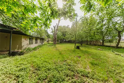 262 Highway 95 S #A, Smithville, TX 78957 - Photo 6