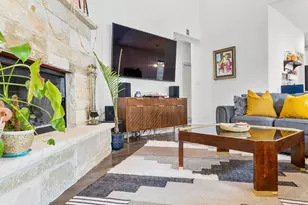 205 Hanauma Dr, Bastrop, TX 78602 - Photo 8