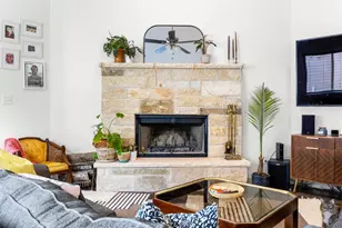 205 Hanauma Dr, Bastrop, TX 78602 - Photo 10