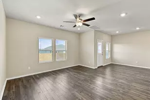 120 Wind Hl, Jarrell, TX 76537 - Photo 14