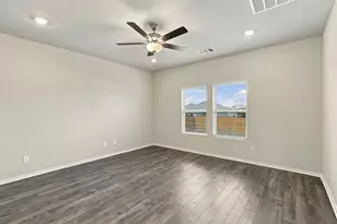 120 Wind Hl, Jarrell, TX 76537 - Photo 16